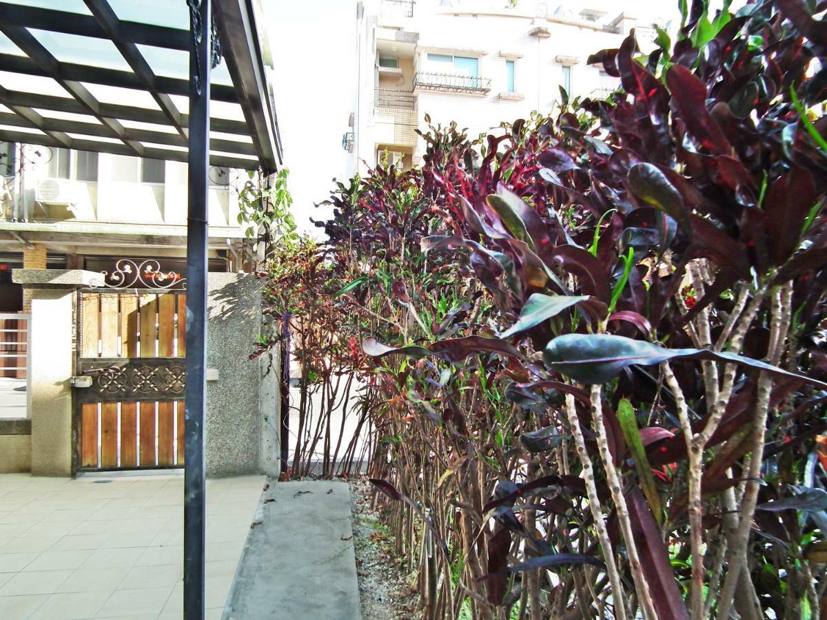 花蓮站全民宿-無人民宿自助入住-包棟可烤肉可麻將 花蓮市 エクステリア 写真